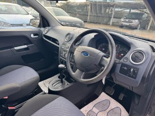 /photos/11645/2bb8600c-52ed-45f2-9f1b-9785cc4bb29d_i320x240.jpg